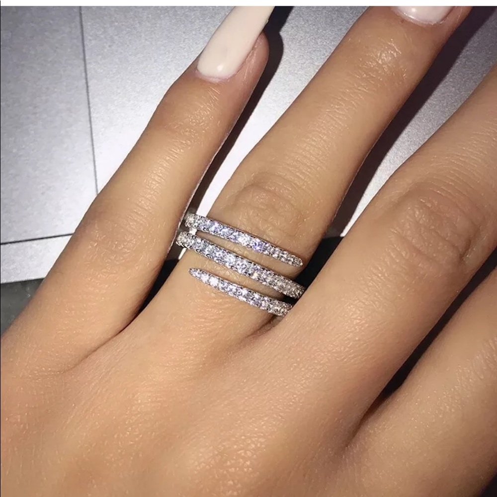 New 925 Silver Gorgeous Cubic Zirconia